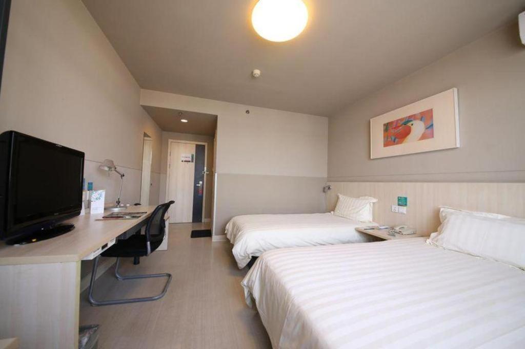 Jinjiang Inn Tonghua Shengli Road Branch Bagian luar foto